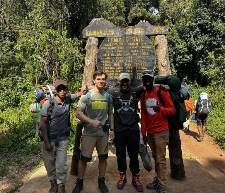 kilimanjaro climbing images from razan safaris 2