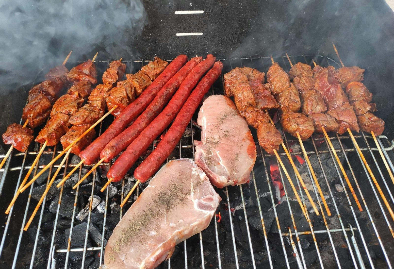 Ultimate Half-Day Private Barbecue Tour at Bamboo from Uroa – Oceanfront Dining & Relaxation Escape 3 Private Barbecue Tour