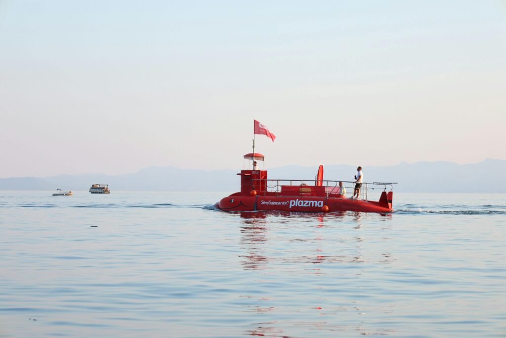 Half-Day Semi-Submarine Cruise Tour from Kiwengwa